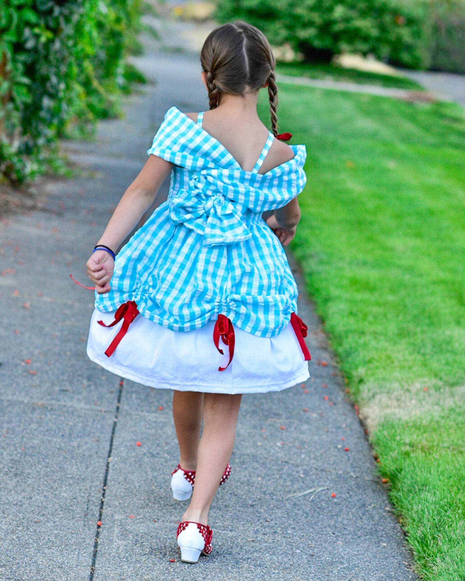 Flora Dress Sewing Pattern | Sunflower Seams Pattern Company | Digital PDF Sewing Pattern