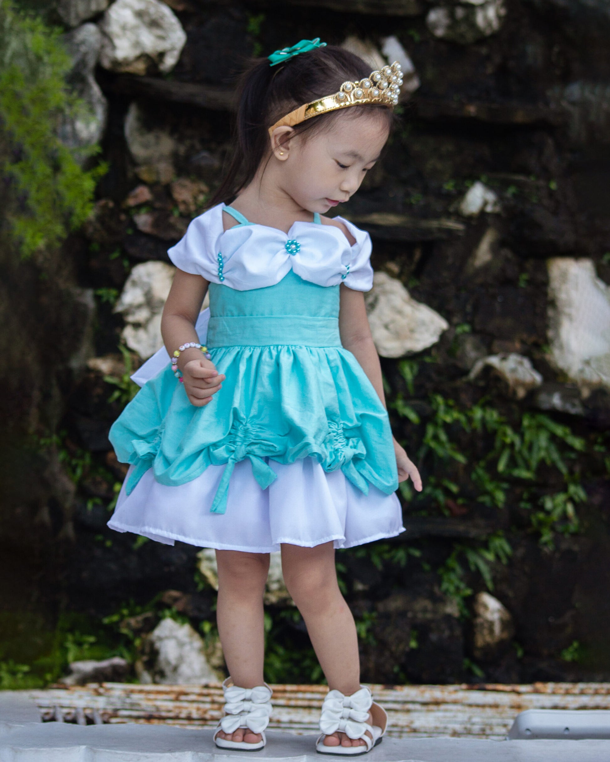 Flora Dress Sewing Pattern | Sunflower Seams Pattern Company | Digital PDF Sewing Pattern