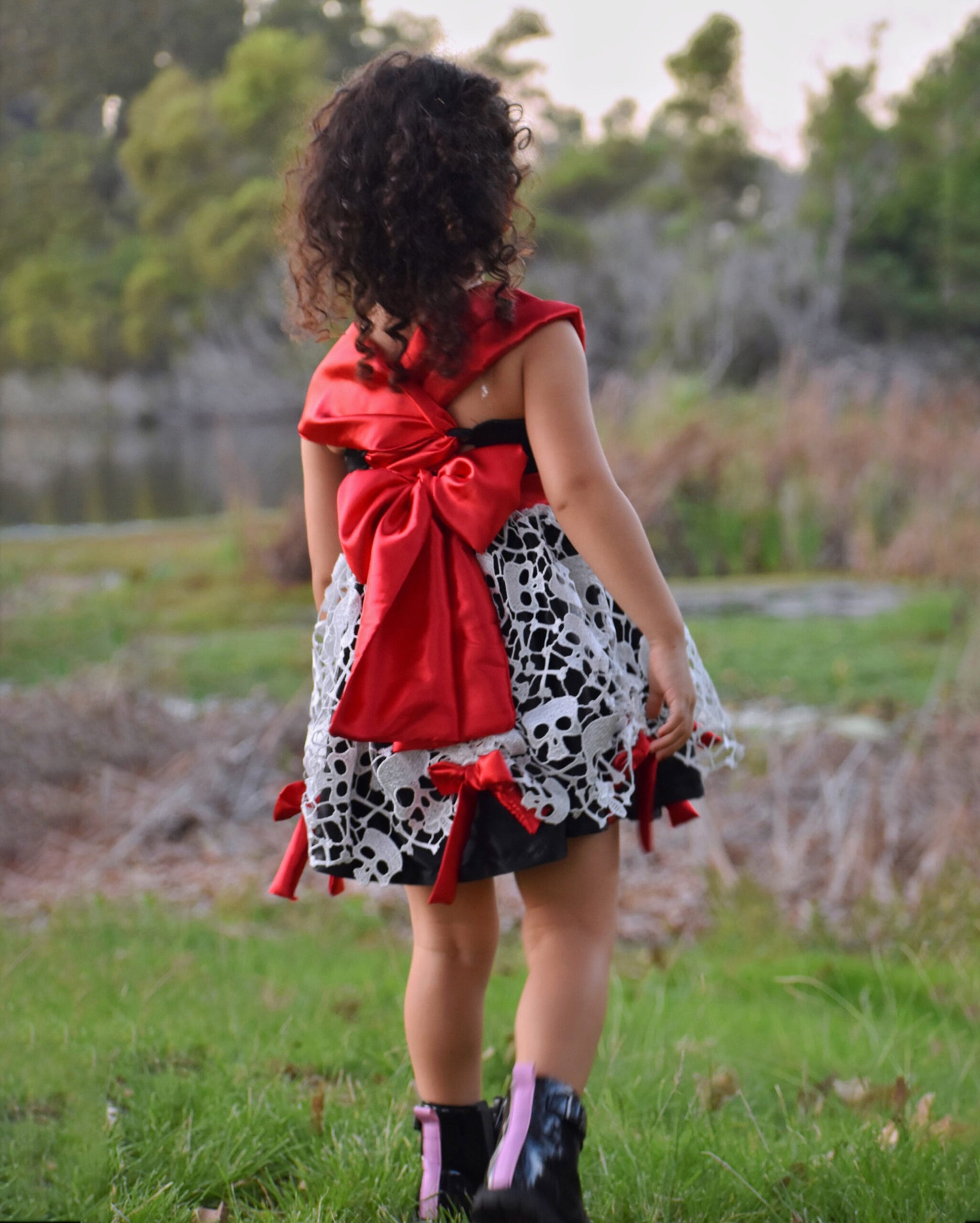 Flora Dress Sewing Pattern | Sunflower Seams Pattern Company | Digital PDF Sewing Pattern