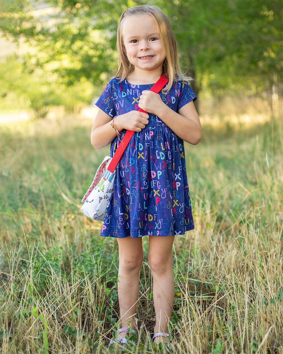 Sage Messenger Bag Sewing Pattern | Sunflower Seams Pattern Company | Digital PDF Sewing Pattern