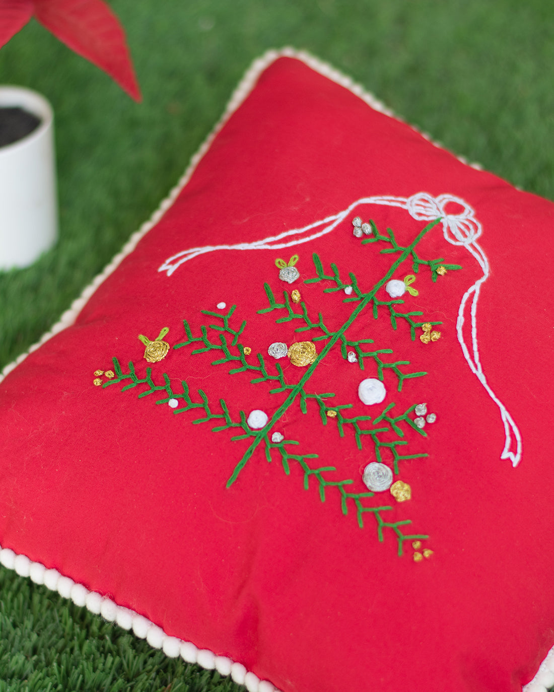 Peppermint Hand Embroidery | Sunflower Seams Pattern Co. | Digital Hand Embroidery Pattern