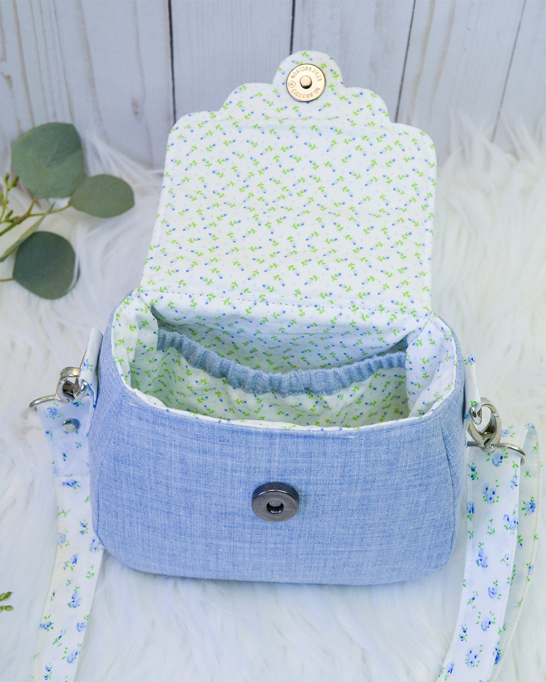 Hibiscus Handbag | Sunflower Seams pattern Company | Digital Sewing Pattern | Bag Pattern