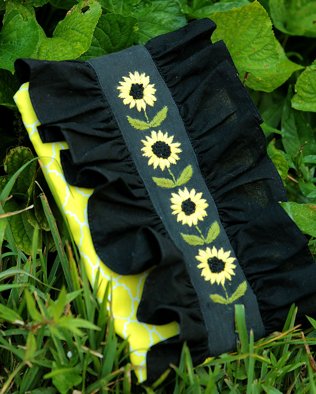 Sunflower Fields Embroidery Pattern | Sunflower Seams Pattern Company | Digital PDF Embroidery Pattern