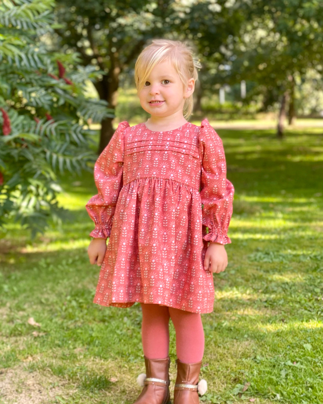 Yarrow Dress Sewing Pattern | Sunflower Seams Pattern Company | Digital PDF Sewing Pattern