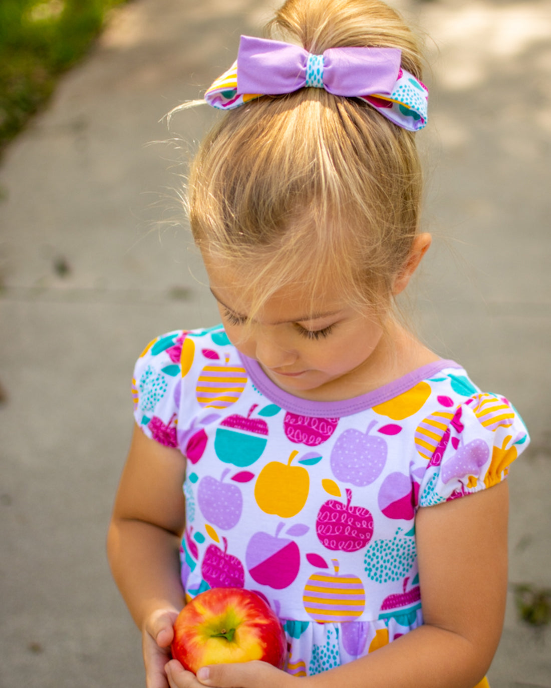 Freesia Double Sailor Hair Bow Sewing Pattern | Sunflower Seams Pattern Company | Digital PDF Sewing Pattern